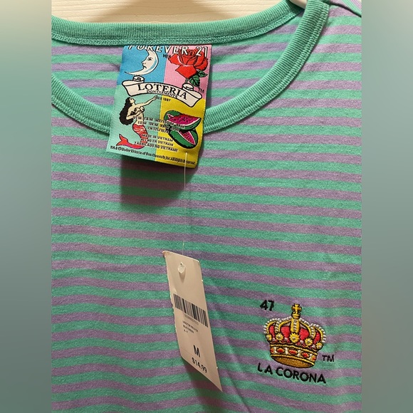 NWT Forever 21 T-shirt - Picture 2 of 2